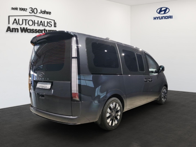 HYUNDAI STARIA 2.2 CRDI 8AT 2WD Signature 7-Sitzer PANORAMADACH AHK NAVI LEDER HYUNDAI STARIA 2.2 CRDI 8AT 2WD Signature 7-Sitzer PANORAMADACH AHK NAVI LEDER