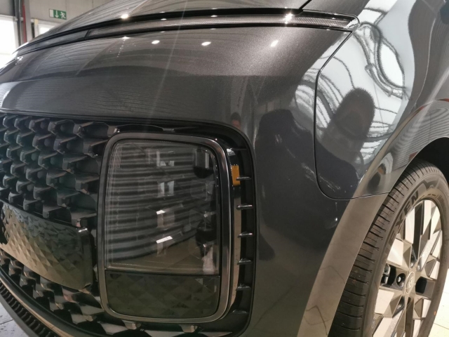 HYUNDAI STARIA 2.2 CRDI 8AT 2WD Signature 7-Sitzer PANORAMADACH AHK NAVI LEDER HYUNDAI STARIA 2.2 CRDI 8AT 2WD Signature 7-Sitzer PANORAMADACH AHK NAVI LEDER