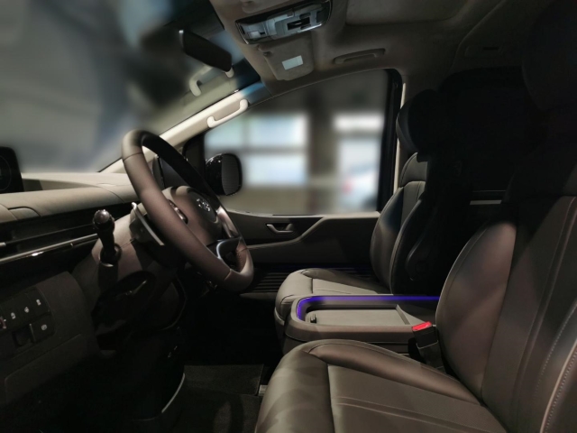 HYUNDAI STARIA 2.2 CRDI 8AT 2WD Signature 7-Sitzer PANORAMADACH AHK NAVI LEDER HYUNDAI STARIA 2.2 CRDI 8AT 2WD Signature 7-Sitzer PANORAMADACH AHK NAVI LEDER