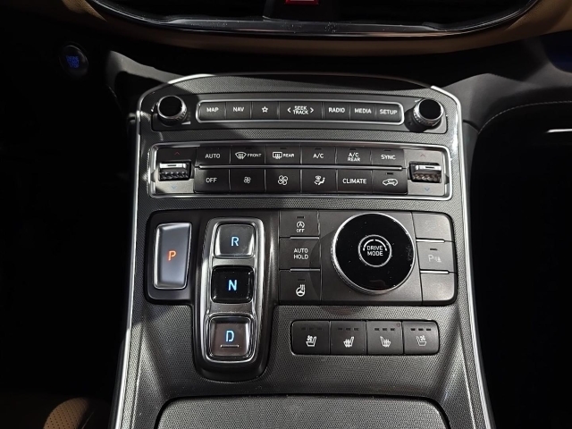 HYUNDAI SANTA FE 2.2 CRDi 2WD 8-DCT Prime 7-Sitzer Panoramadach Assistenzpaket II HYUNDAI SANTA FE 2.2 CRDi 2WD 8-DCT Prime 7-Sitzer Panoramadach Assistenzpaket II