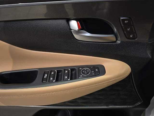 HYUNDAI SANTA FE 2.2 CRDi 2WD 8-DCT Prime 7-Sitzer Panoramadach Assistenzpaket II HYUNDAI SANTA FE 2.2 CRDi 2WD 8-DCT Prime 7-Sitzer Panoramadach Assistenzpaket II