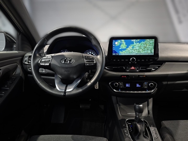 HYUNDAI i30 FL KOMBI 1.0 T-GDI 7-DCT Connect & Go NAVI LED HYUNDAI i30 FL KOMBI 1.0 T-GDI 7-DCT Connect & Go NAVI LED