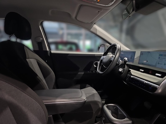 HYUNDAI IONIQ 5 Basis MIT HECKANTRIEB UND 72,6KWH BATT. HYUNDAI IONIQ 5 Basis MIT HECKANTRIEB UND 72,6KWH BATT.