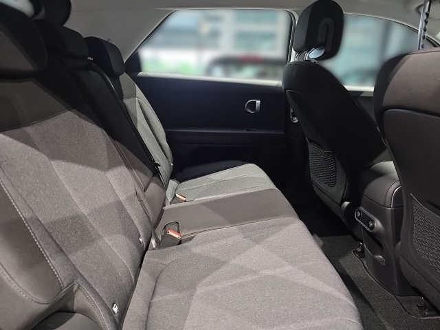 HYUNDAI IONIQ 5 Basis MIT HECKANTRIEB UND 72,6KWH BATT. HYUNDAI IONIQ 5 Basis MIT HECKANTRIEB UND 72,6KWH BATT.