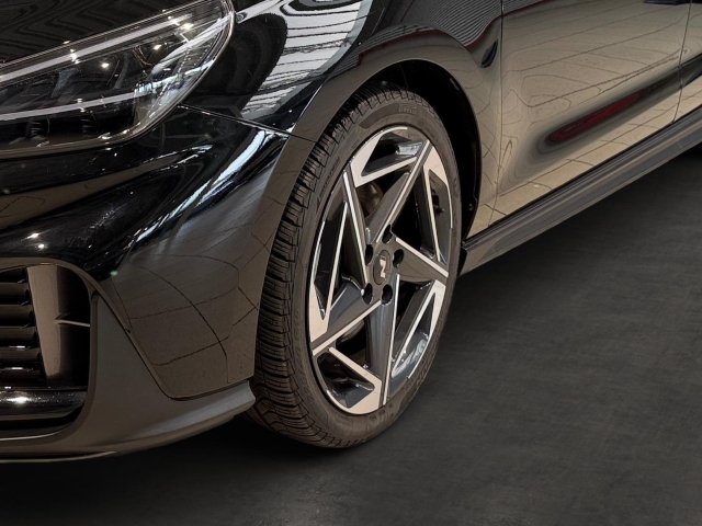 HYUNDAI i30cw Kombi 1.5 TGDI DCT N Line Sitzpaket NAVI LED HYUNDAI i30cw Kombi 1.5 TGDI DCT N Line Sitzpaket NAVI LED