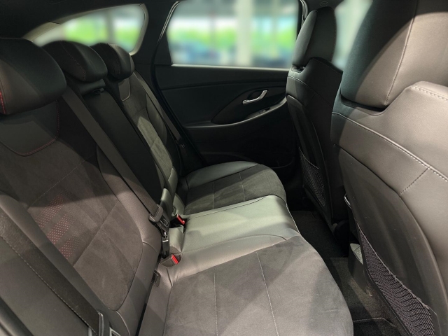 HYUNDAI i30cw Kombi 1.5 TGDI DCT N Line Sitzpaket NAVI LED HYUNDAI i30cw Kombi 1.5 TGDI DCT N Line Sitzpaket NAVI LED