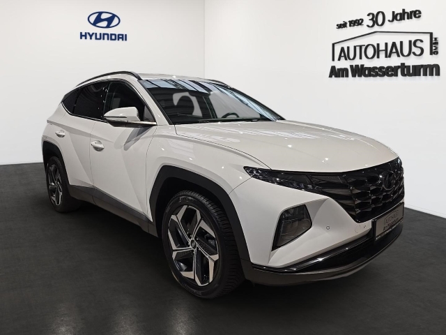 HYUNDAI TUCSON 1.6 T-GDI PHEV 4WD Trend Assistenzpaket el.Heckklappe LED NAVI HYUNDAI TUCSON 1.6 T-GDI PHEV 4WD Trend Assistenzpaket el.Heckklappe LED NAVI