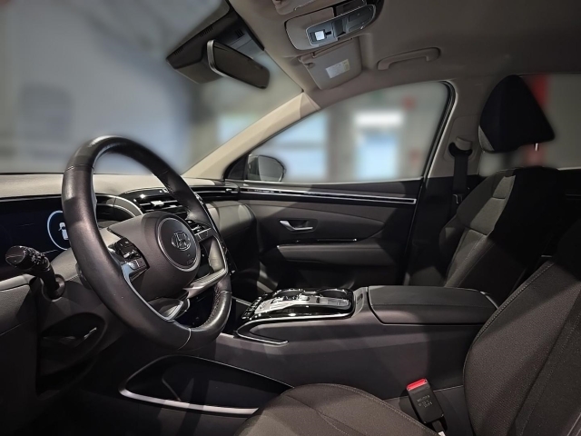 HYUNDAI TUCSON 1.6 T-GDI PHEV 4WD Trend Assistenzpaket el.Heckklappe LED NAVI HYUNDAI TUCSON 1.6 T-GDI PHEV 4WD Trend Assistenzpaket el.Heckklappe LED NAVI