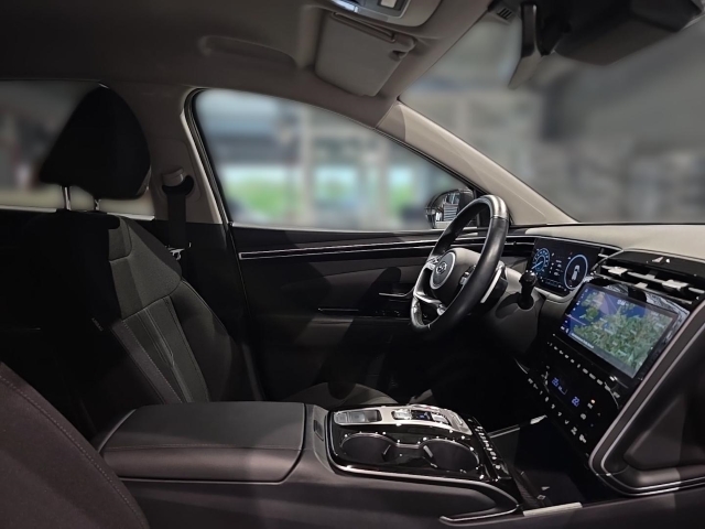 HYUNDAI TUCSON 1.6 T-GDI PHEV 4WD Trend Assistenzpaket el.Heckklappe LED NAVI HYUNDAI TUCSON 1.6 T-GDI PHEV 4WD Trend Assistenzpaket el.Heckklappe LED NAVI