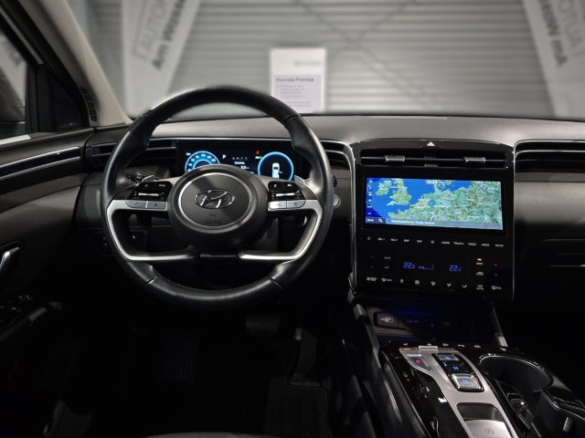 HYUNDAI TUCSON 1.6 T-GDI PHEV 4WD Trend Assistenzpaket el.Heckklappe LED NAVI HYUNDAI TUCSON 1.6 T-GDI PHEV 4WD Trend Assistenzpaket el.Heckklappe LED NAVI
