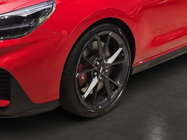 HYUNDAI i30 Fastback N Performance 2.0 T-GDI 8DCT NAVI LED HYUNDAI i30 Fastback N Performance 2.0 T-GDI 8DCT NAVI LED