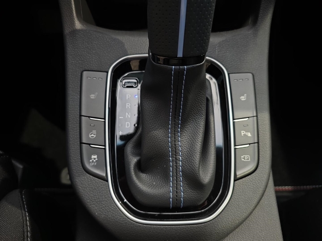 HYUNDAI i30 Fastback N Performance 2.0 T-GDI 8DCT NAVI LED HYUNDAI i30 Fastback N Performance 2.0 T-GDI 8DCT NAVI LED