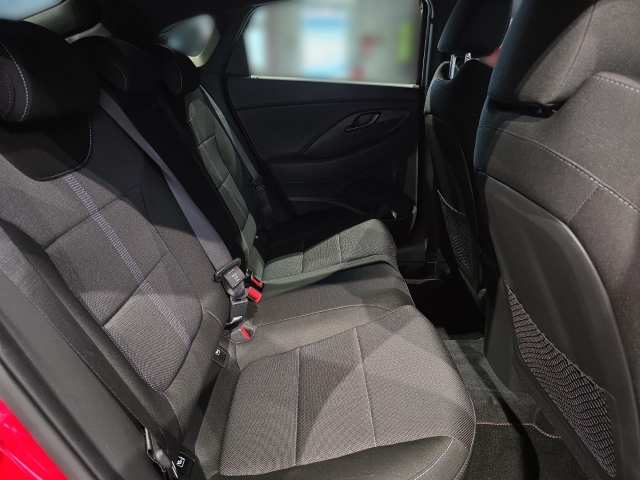 HYUNDAI i30 Fastback N Performance 2.0 T-GDI 8DCT NAVI LED HYUNDAI i30 Fastback N Performance 2.0 T-GDI 8DCT NAVI LED