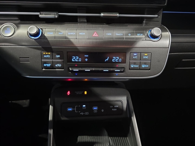 HYUNDAI KONA Elektro 65,4 kWh Prime-Paket Sitz-Komfortpaket, Assistenz-Paket HYUNDAI KONA Elektro 65,4 kWh Prime-Paket Sitz-Komfortpaket, Assistenz-Paket