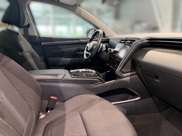 HYUNDAI TUCSON 1.6 T-GDI Trend Plug-In Hybrid 4WD Pano Assistenz-Paket el.Heckklappe HYUNDAI TUCSON 1.6 T-GDI Trend Plug-In Hybrid 4WD Pano Assistenz-Paket el.Heckklappe