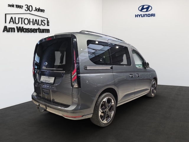 FORD Tourneo Connect Sport 1.5 EcoBoost FORD Tourneo Connect Sport 1.5 EcoBoost