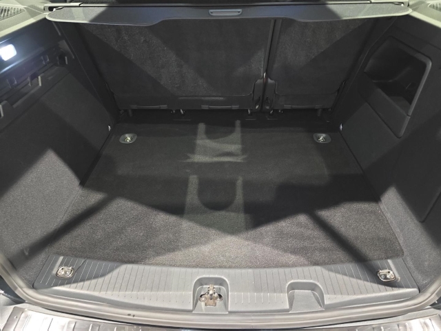 FORD Tourneo Connect Sport 1.5 EcoBoost FORD Tourneo Connect Sport 1.5 EcoBoost