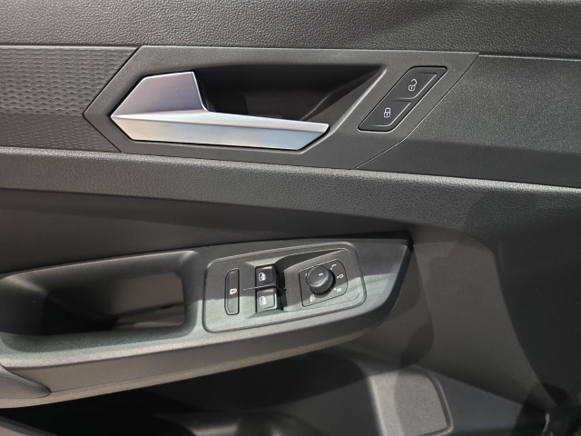 FORD Tourneo Connect Sport 1.5 EcoBoost FORD Tourneo Connect Sport 1.5 EcoBoost