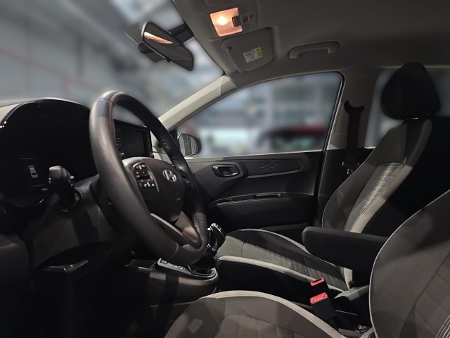 HYUNDAI i10 Trend FL 5-AMT TREND Komfortpaket NAVI HYUNDAI i10 Trend FL 5-AMT TREND Komfortpaket NAVI