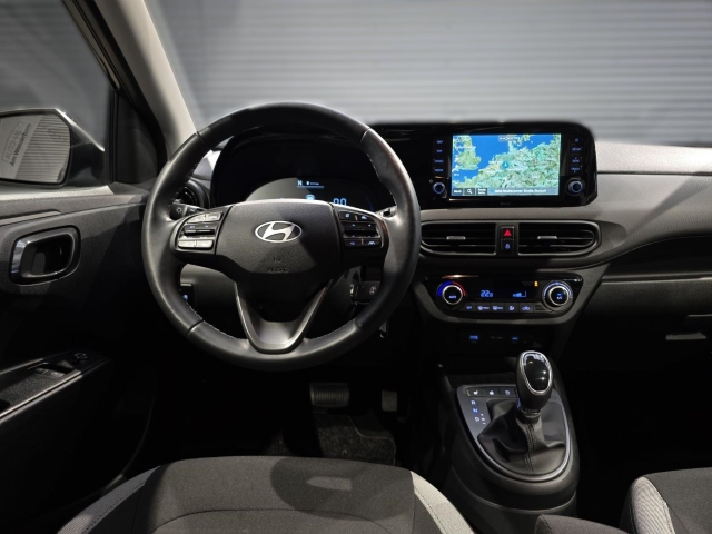 HYUNDAI i10 Trend FL 5-AMT TREND Komfortpaket NAVI HYUNDAI i10 Trend FL 5-AMT TREND Komfortpaket NAVI