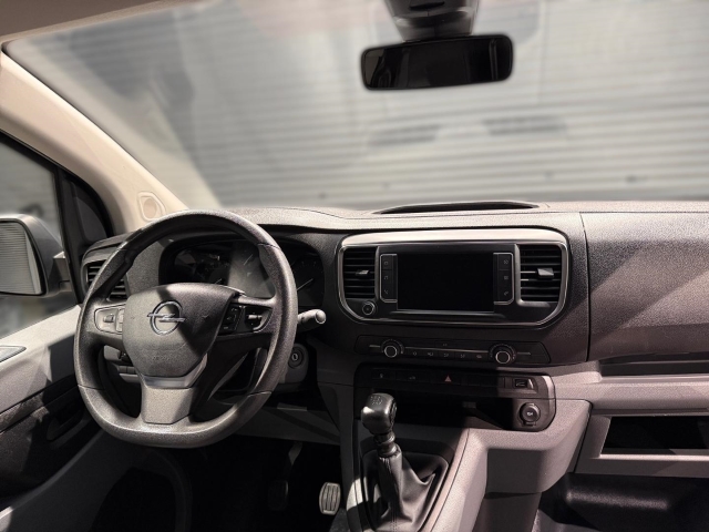 OPEL Vivaro Kasten 2.0 D L Edition NaviPro Kamera PDC OPEL Vivaro Kasten 2.0 D L Edition NaviPro Kamera PDC