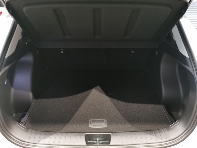 HYUNDAI KONA Elektro (SX2) 48,4KWH Trend Effizienz-Paket HYUNDAI KONA Elektro (SX2) 48,4KWH Trend Effizienz-Paket