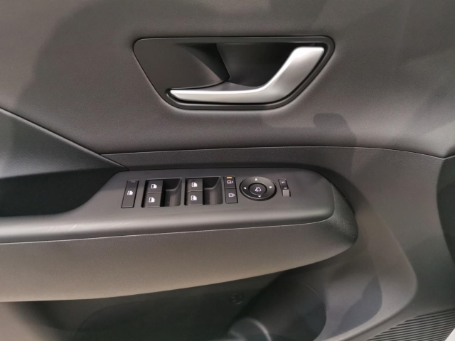 HYUNDAI KONA Elektro (SX2) 48,4KWH Trend Effizienz-Paket HYUNDAI KONA Elektro (SX2) 48,4KWH Trend Effizienz-Paket