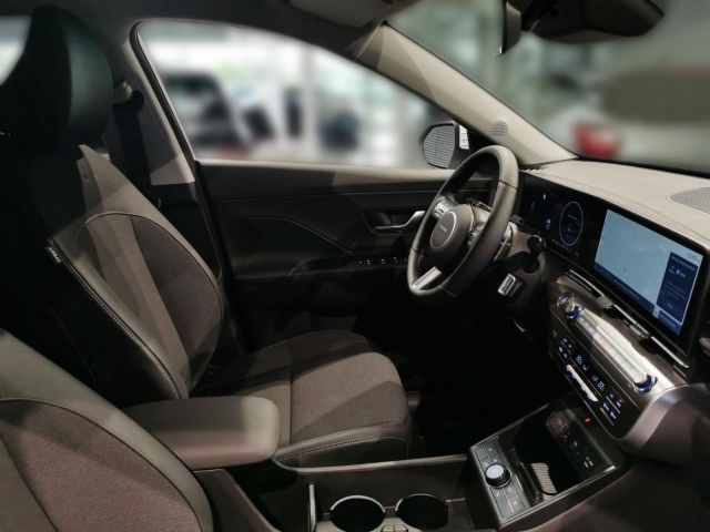 HYUNDAI KONA Elektro (SX2) 48,4KWH Trend Effizienz-Paket HYUNDAI KONA Elektro (SX2) 48,4KWH Trend Effizienz-Paket