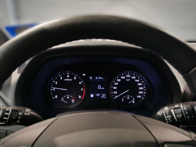 HYUNDAI i30 Mild-Hybrid EU6d FL 1.5 T-GDI 5-Türer M/T 48V (MJ23) Advantage HYUNDAI i30 Mild-Hybrid EU6d FL 1.5 T-GDI 5-Türer M/T 48V (MJ23) Advantage