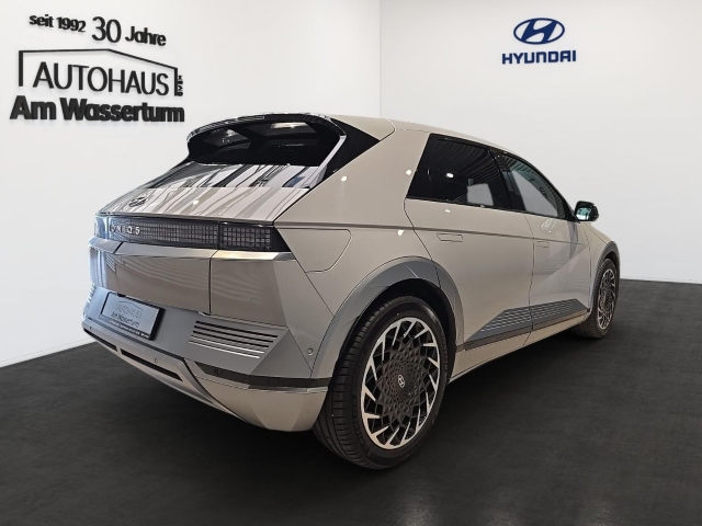HYUNDAI IONIQ 5 Uniq Panoramadach Relax-Paket 20 Zoll HYUNDAI IONIQ 5 Uniq Panoramadach Relax-Paket 20 Zoll