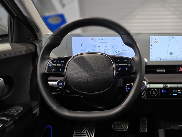 HYUNDAI IONIQ 5 Uniq Panoramadach Relax-Paket 20 Zoll HYUNDAI IONIQ 5 Uniq Panoramadach Relax-Paket 20 Zoll