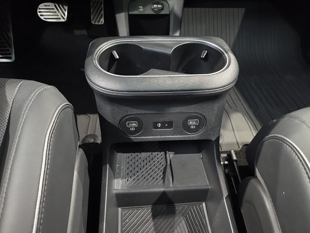 HYUNDAI IONIQ 5 Uniq Panoramadach Relax-Paket 20 Zoll HYUNDAI IONIQ 5 Uniq Panoramadach Relax-Paket 20 Zoll