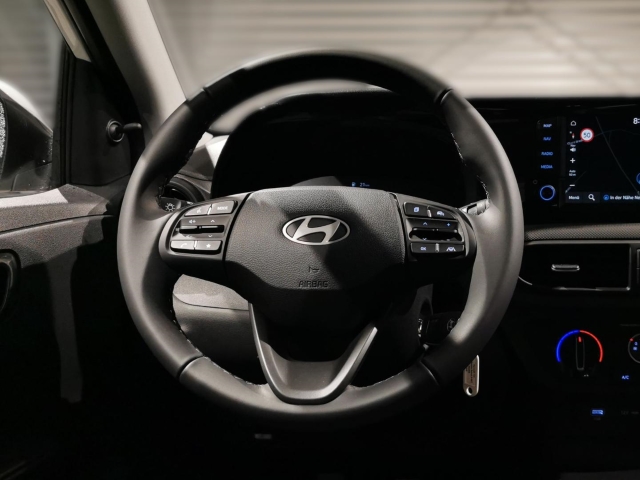 HYUNDAI i10 1.0 BENZIN MY25 5-MT 2WD SELECT HYUNDAI i10 1.0 BENZIN MY25 5-MT 2WD SELECT