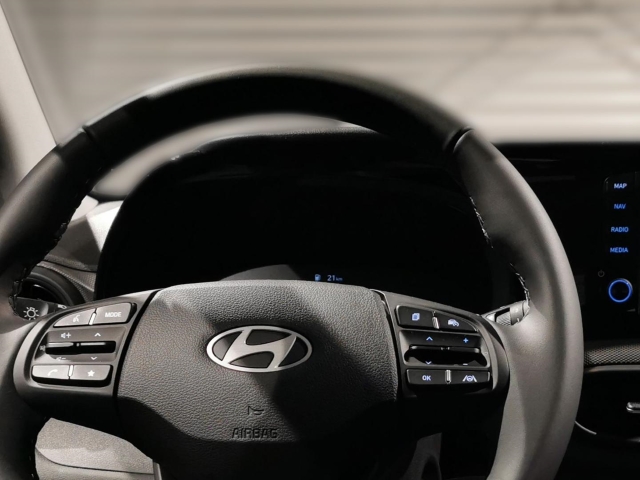 HYUNDAI i10 1.0 BENZIN MY25 5-MT 2WD SELECT HYUNDAI i10 1.0 BENZIN MY25 5-MT 2WD SELECT