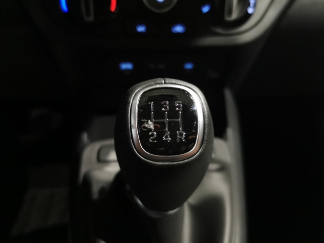 HYUNDAI i10 1.0 BENZIN MY25 5-MT 2WD SELECT HYUNDAI i10 1.0 BENZIN MY25 5-MT 2WD SELECT