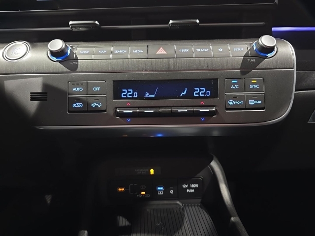 HYUNDAI KONA SX2 (MY25) 1.6 T-GDI  6-MT 2WD Trend el. Heckklappe NAVI LED HYUNDAI KONA SX2 (MY25) 1.6 T-GDI  6-MT 2WD Trend el. Heckklappe NAVI LED