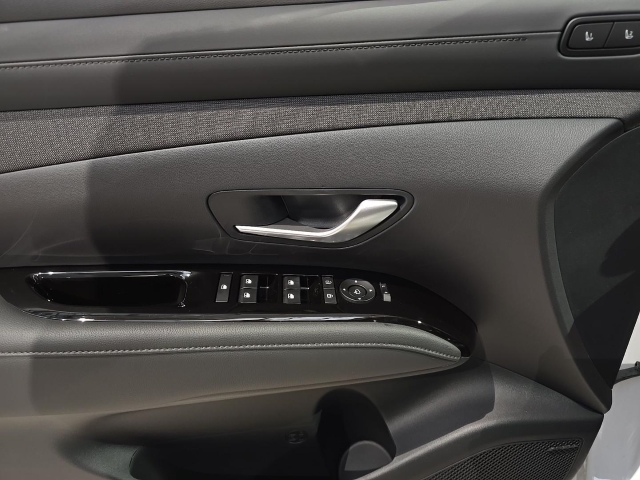 HYUNDAI TUCSON 1.6 CRDI 7-DCT 4WD Prime Pano Assistenz-Paket HYUNDAI TUCSON 1.6 CRDI 7-DCT 4WD Prime Pano Assistenz-Paket