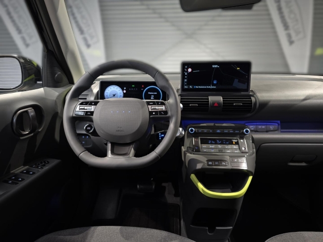 HYUNDAI INSTER CROSS EV MY25 49 KWH (115 PS) 2WD EFFIZIENZ-PAKET HYUNDAI INSTER CROSS EV MY25 49 KWH (115 PS) 2WD EFFIZIENZ-PAKET