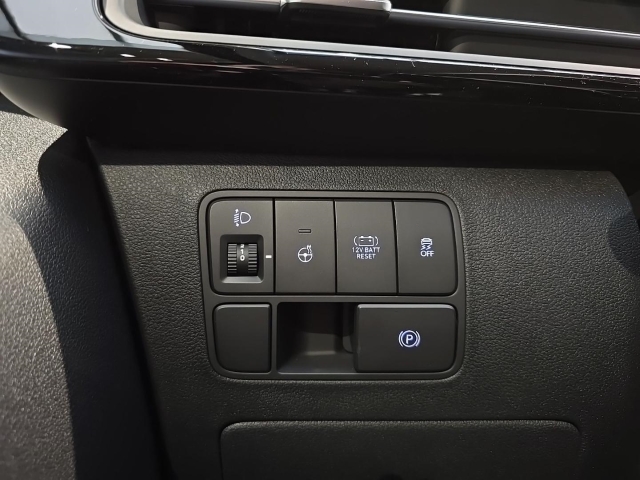 HYUNDAI STARIA HEV 7-SITZER (MY25) 1.6 T-GDI (225 PS) 6-AT 2WD SIGNATURE HYUNDAI STARIA HEV 7-SITZER (MY25) 1.6 T-GDI (225 PS) 6-AT 2WD SIGNATURE