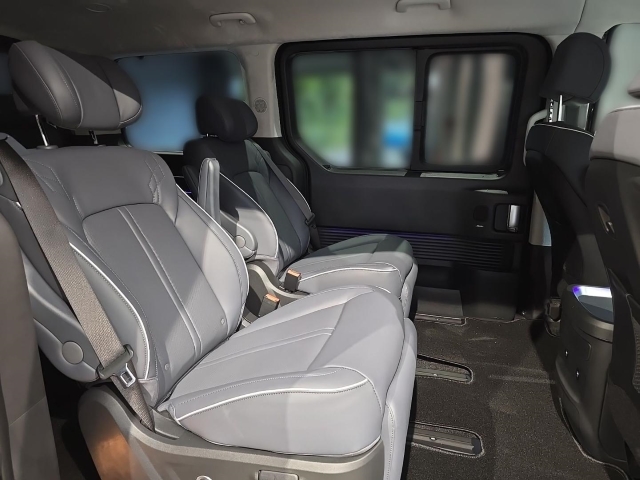 HYUNDAI STARIA HEV 7-SITZER (MY25) 1.6 T-GDI (225 PS) 6-AT 2WD SIGNATURE HYUNDAI STARIA HEV 7-SITZER (MY25) 1.6 T-GDI (225 PS) 6-AT 2WD SIGNATURE