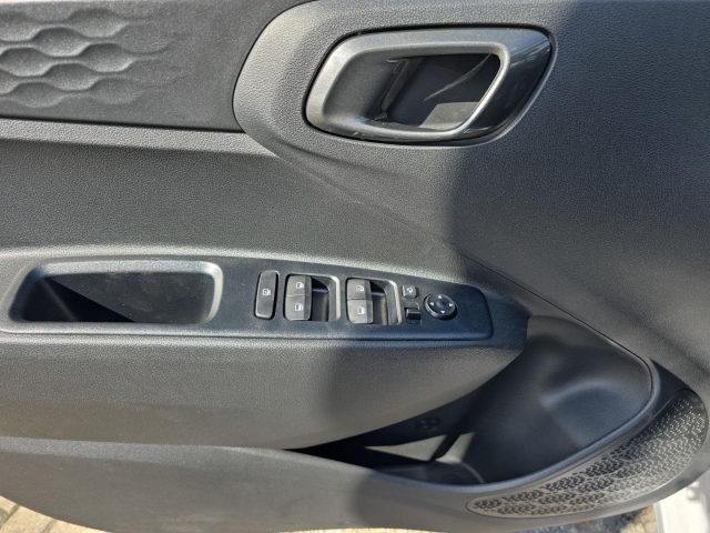 HYUNDAI i10 FL (MY25) 1.0 T-GDI (90 PS) 5-MT 2WD N LINE, DACHLACKIERUNG HYUNDAI i10 FL (MY25) 1.0 T-GDI (90 PS) 5-MT 2WD N LINE, DACHLACKIERUNG