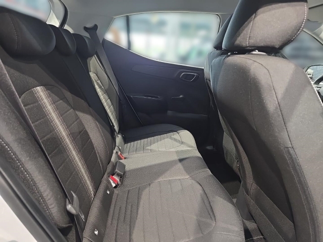 HYUNDAI i10 1.0 BENZIN 5-AMT 2WD TREND Rückfahrkamera Navigation HYUNDAI i10 1.0 BENZIN 5-AMT 2WD TREND Rückfahrkamera Navigation