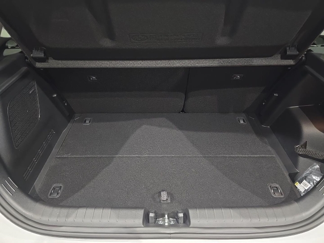 HYUNDAI i20 1.0 T-GDI 6-MT 2WD PRIME BOSE Smart-Key HYUNDAI i20 1.0 T-GDI 6-MT 2WD PRIME BOSE Smart-Key