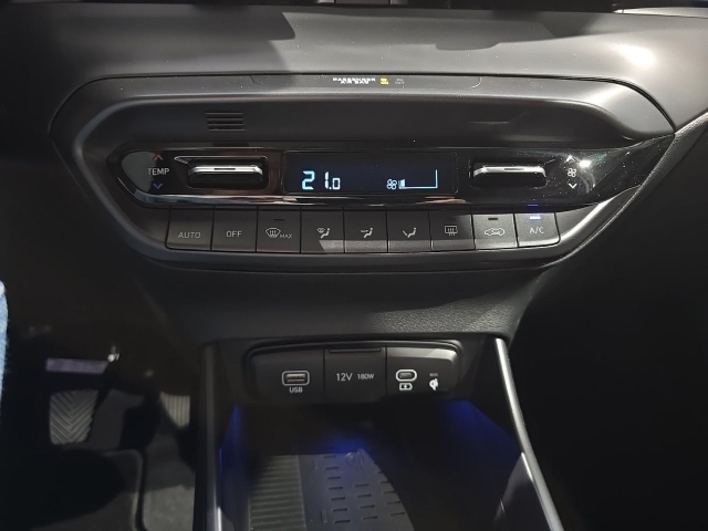 HYUNDAI i20 1.0 T-GDI 6-MT 2WD PRIME BOSE Smart-Key HYUNDAI i20 1.0 T-GDI 6-MT 2WD PRIME BOSE Smart-Key