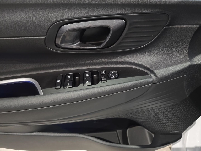 HYUNDAI i20 1.0 T-GDI 6-MT 2WD PRIME BOSE Smart-Key HYUNDAI i20 1.0 T-GDI 6-MT 2WD PRIME BOSE Smart-Key