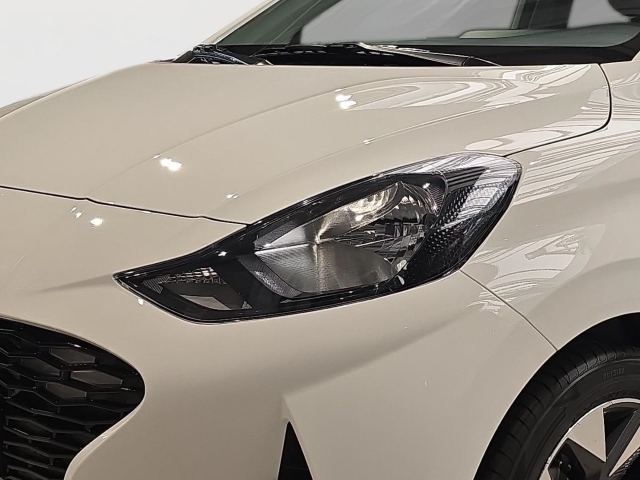 HYUNDAI i10 (MY25) 1.2 BENZIN 5-AMT 2WD TREND Komfortpaket HYUNDAI i10 (MY25) 1.2 BENZIN 5-AMT 2WD TREND Komfortpaket