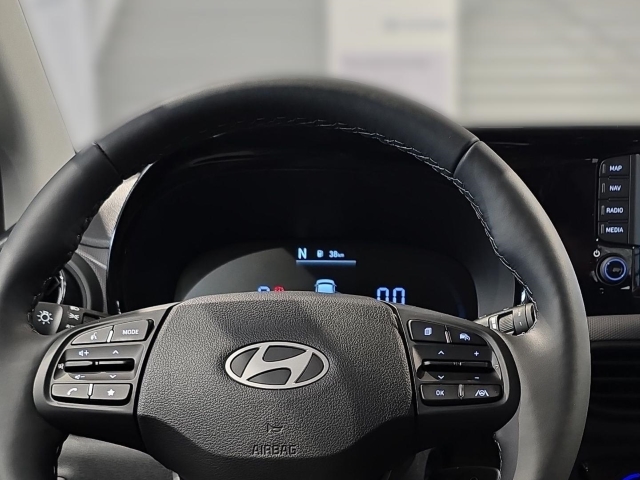 HYUNDAI i10 1.2 BENZIN 5-AMT 2WD TREND Rückfahrkamera Navi HYUNDAI i10 1.2 BENZIN 5-AMT 2WD TREND Rückfahrkamera Navi