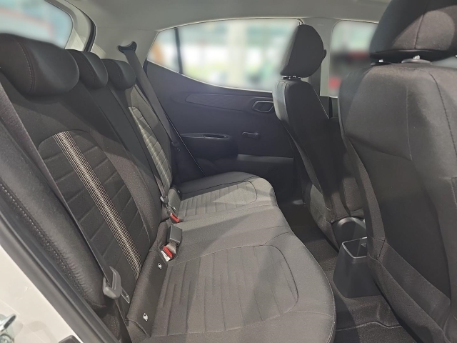 HYUNDAI i10 1.2 BENZIN 5-AMT 2WD TREND Rückfahrkamera Navi HYUNDAI i10 1.2 BENZIN 5-AMT 2WD TREND Rückfahrkamera Navi